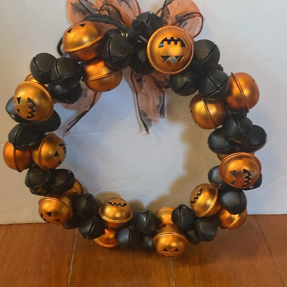 Halloween pumpkin black / orange bell hanging door wreath 11”